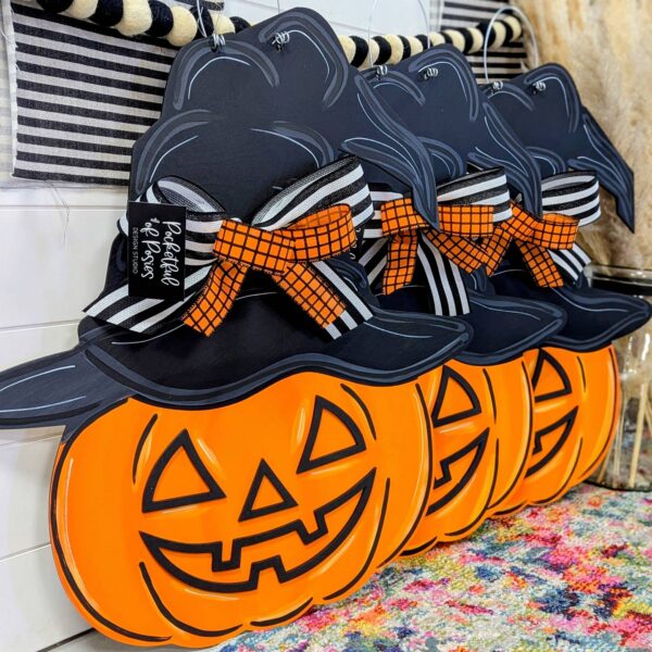 Spooky Jack-O-Lantern Door Hanger